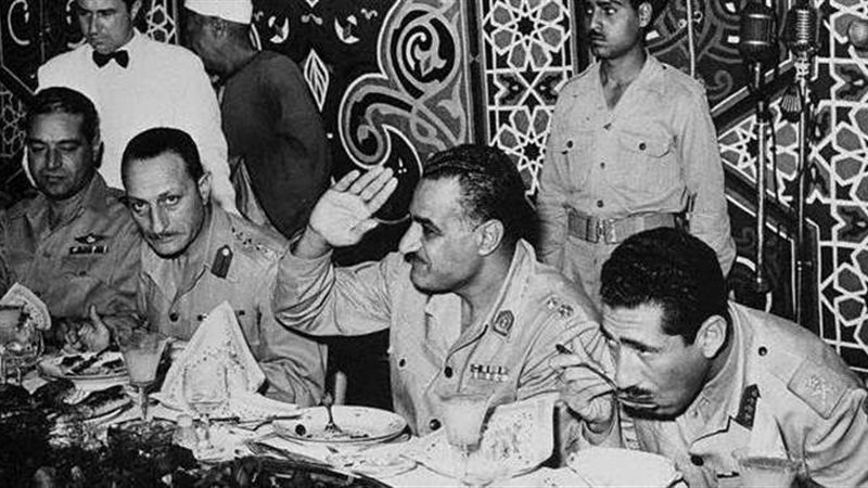 الاحتفال برؤية هلال