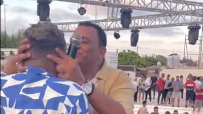 عمر كمال في مقابلة مع محمد فؤاد بعد 17 عاما من لقائهما الأول | فيديو