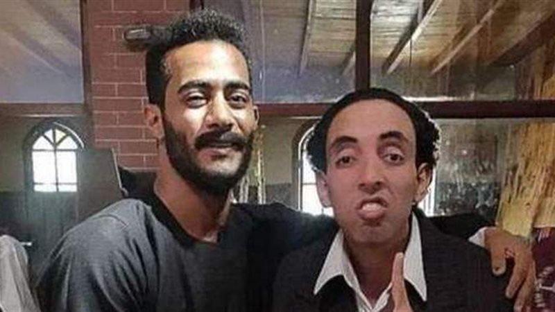 الممثلين تفحص شكوى