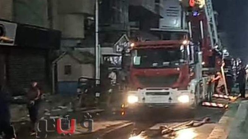 المطافئ بمكان الحريق
