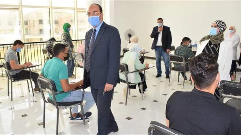 رئيس جامعة العريش