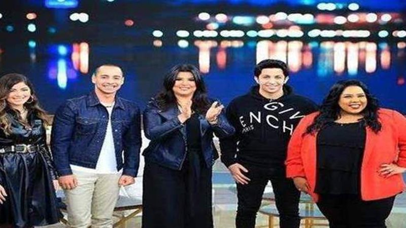 أبطال مسلسل في بيتنا