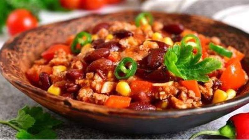 طريقة عمل الفول بالطماطم