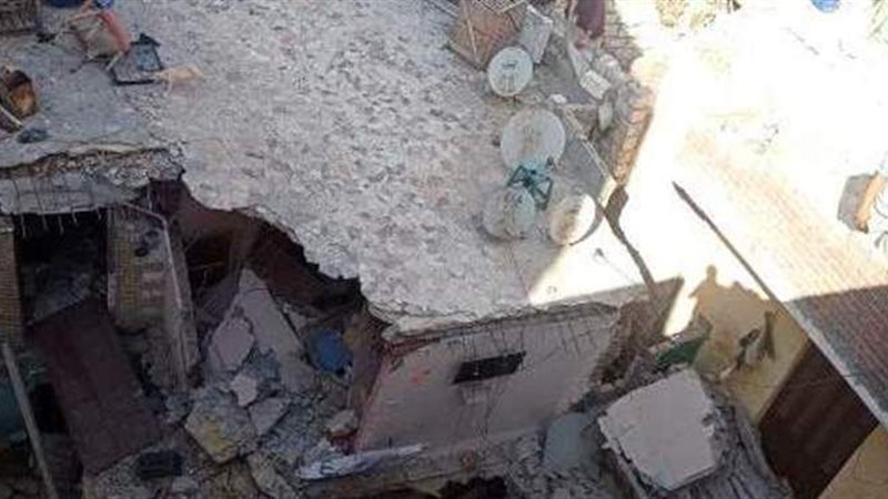 عقار الدخيلة المنهار