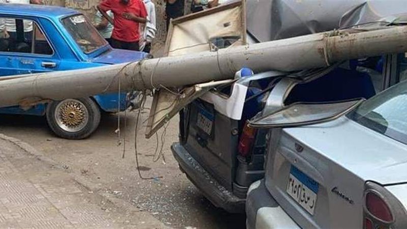تهشم سيارتين بمصر