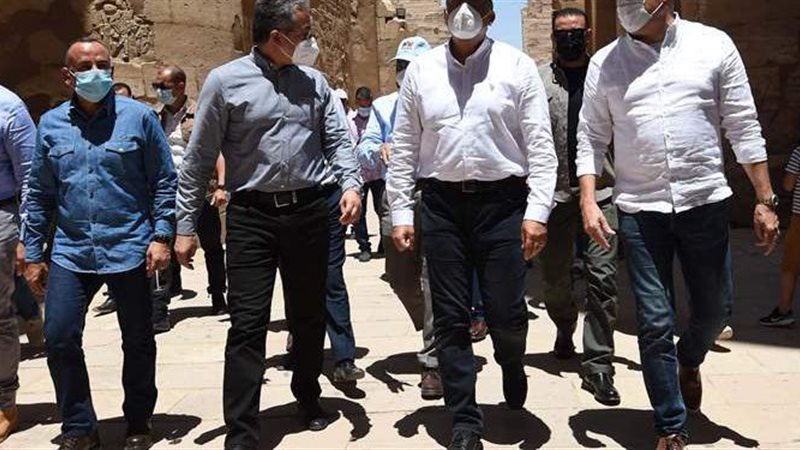 رئيس الوزراء يتفقد