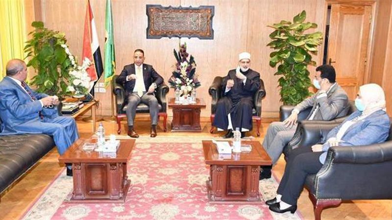 جانب من استقبال الدكتور