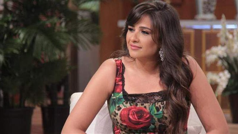 الفنانة ياسمين عبد
