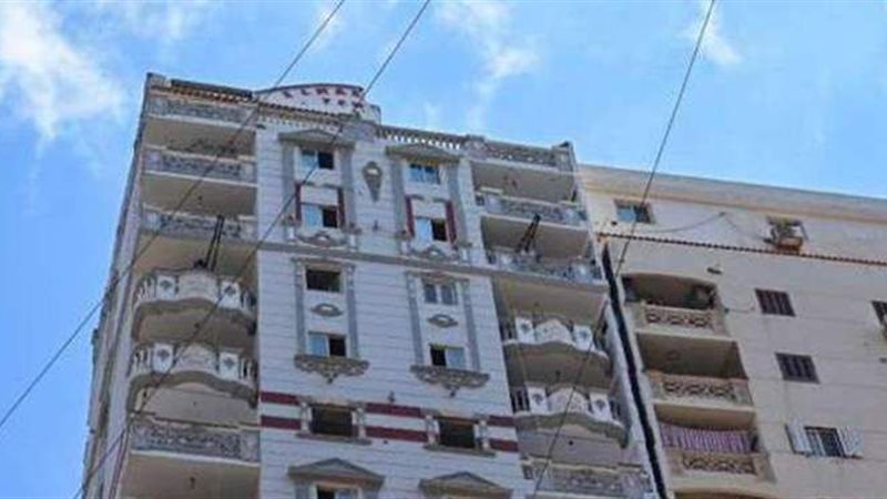 عقار الأنفوشي المائل