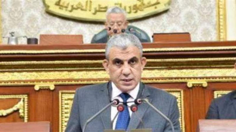 عادل عبدالفضيل رئيس