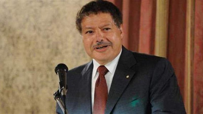 العالم الراحل أحمد