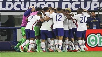 تأهل أمريكا وجامايكا لنصف نهائي الكأس الذهبية