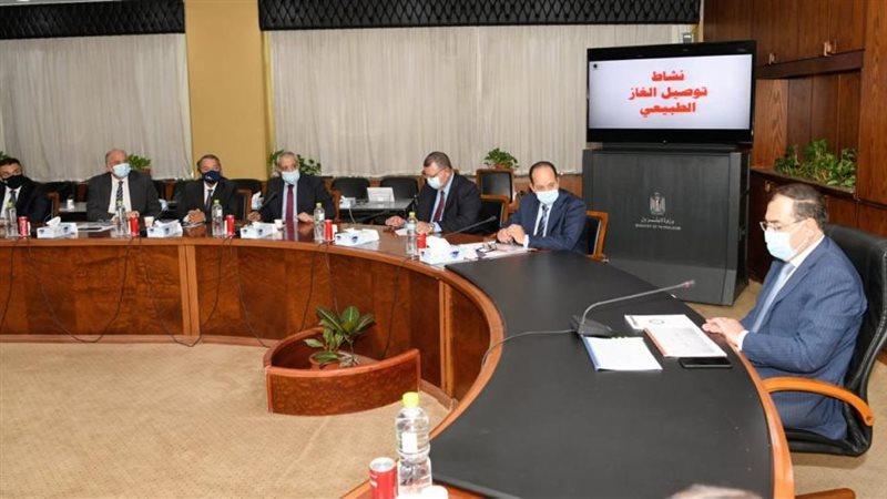 اجتماع وزير البترول