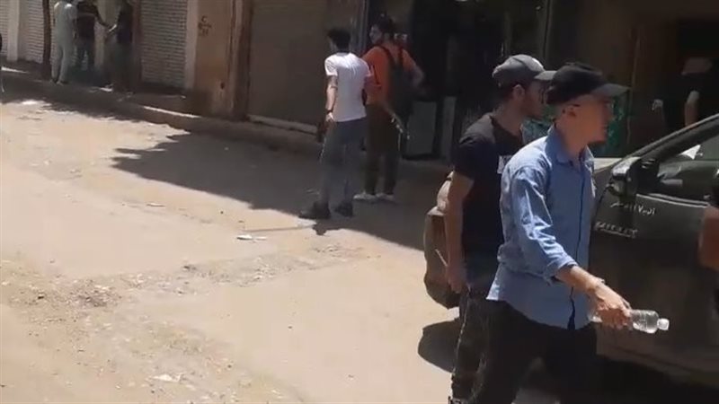 لحظة خروج الطلاب