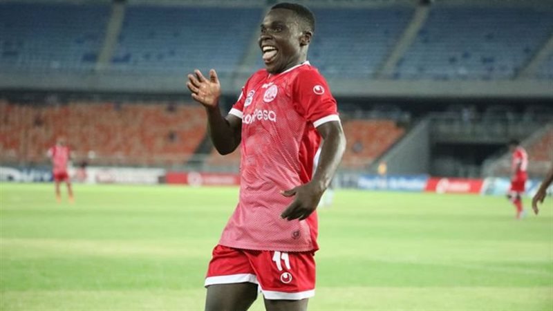 اللاعب الموزمبيقي