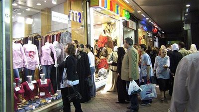 155 محلا يشاركون في الأوكازيون الصيفي بالإسكندرية 