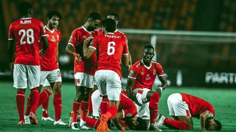 لاعبو الأهلي