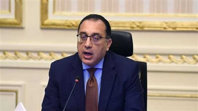 رئيس الوزراء يتابع مع وزير قطاع الأعمال ملفات عمل الوزارة