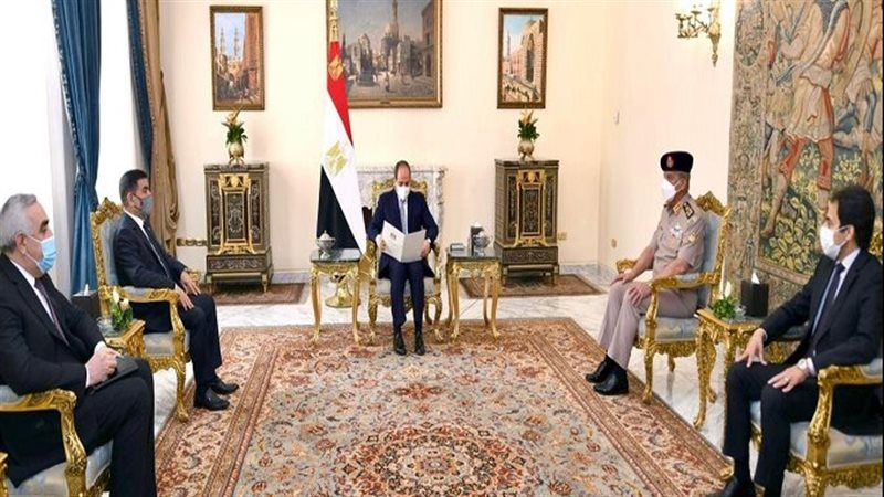 السيسي يستقبل وزير