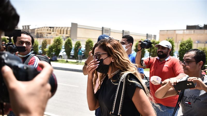 دينا الشربيني 