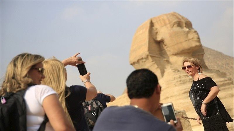 وفد سياحي