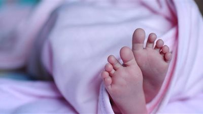 تفاصيل صادمة في خنق عاطل لطفلته الرضيعة بأوسيم