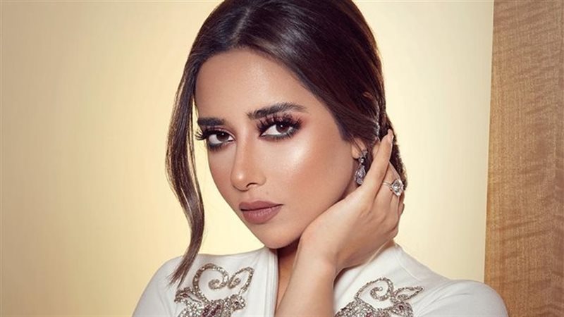 الفنانة بلقيس فتحي