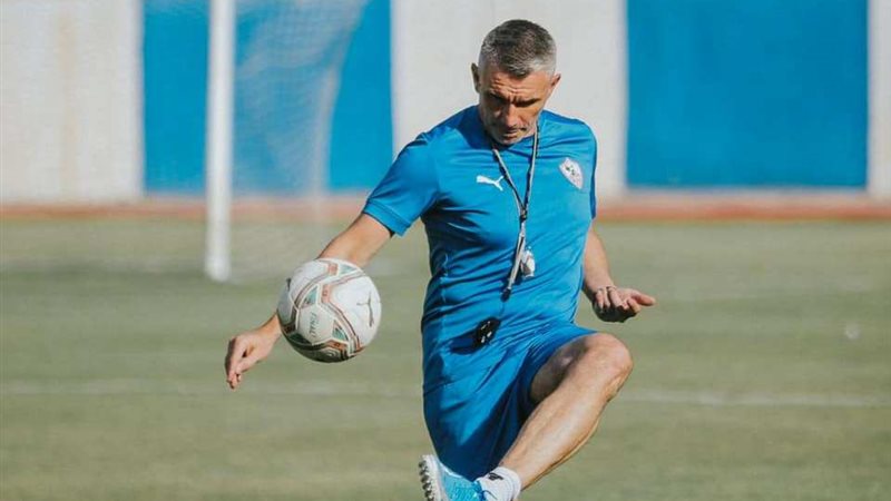 كارتيرون المدير الفنى