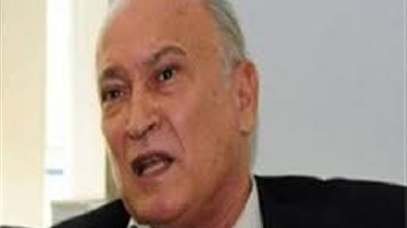 د حسين منصور 