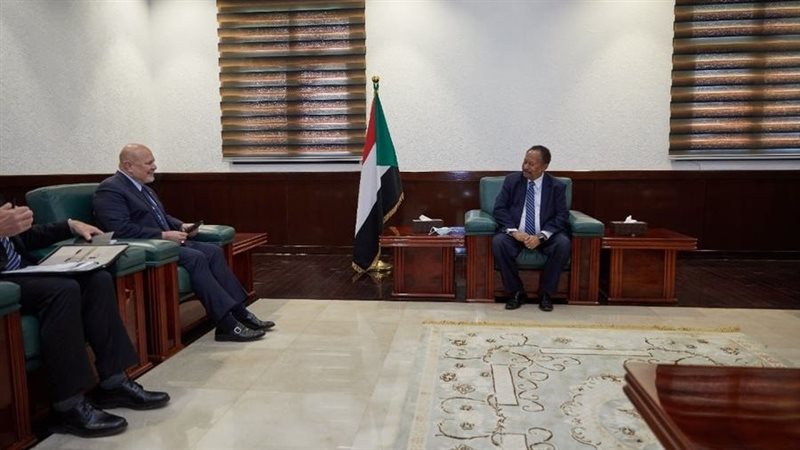 حمدوك ومدعى الجنائية