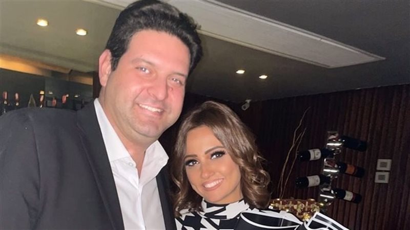 الفنانة بشرى