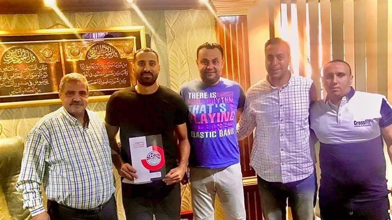 جانب من تقديم صفقات