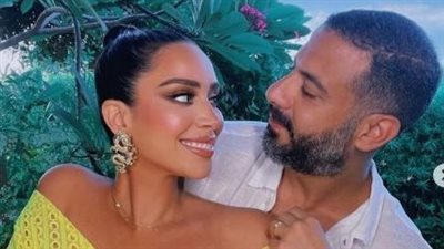أنا محظوظ.. محمد فراج يغازل زوجته بسنت شوقي برسالة وصور رومانسية