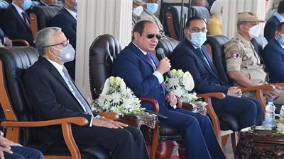  السيسي: 