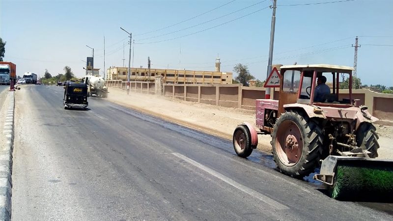 تسوية الشوارع بأسيوط