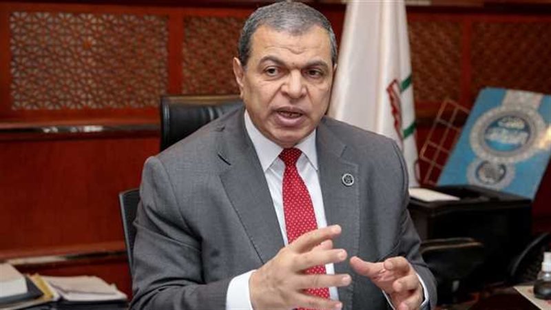 وزير القوى العاملة