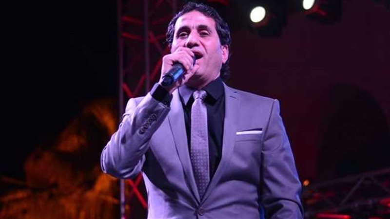  الفنان الشعبي أحمد