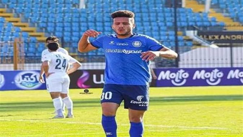 مصطفى فتحي لاعب نادي