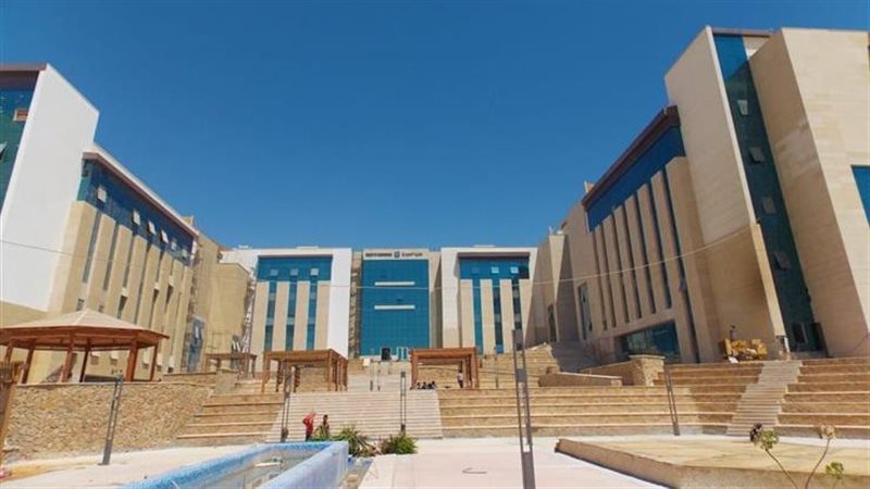 الجامعات الأهلية