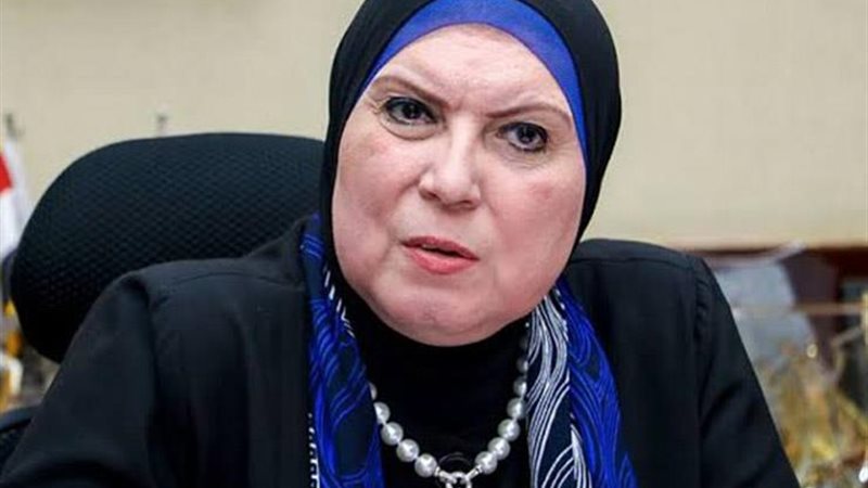 نيفين جامع 