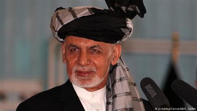 يتحدث عن هجوم دموي.. أول تصريح من الرئيس الأفغاني بعد مغادرة البلاد