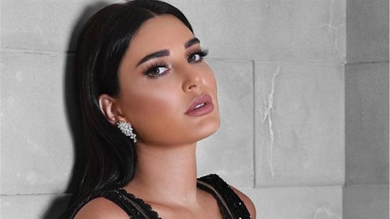 الفنانة سيرين عبد