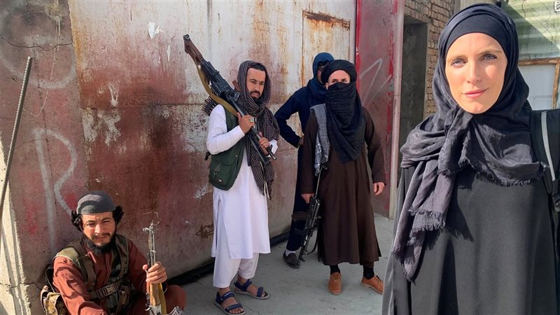مراسلة CNN تظهر بالحجاب
