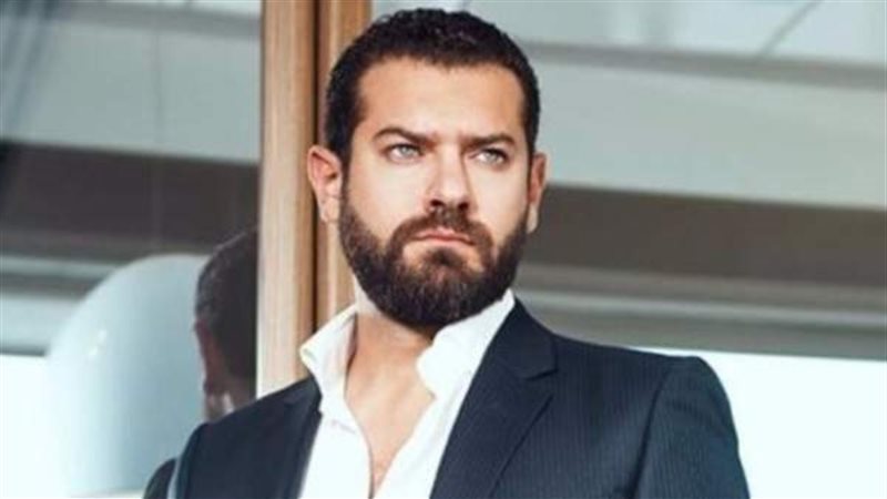 عمرو يوسف