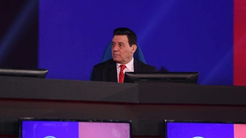 مدحت شلبي