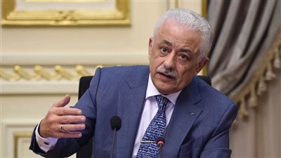 التعليم تحقق في حصول أبناء عائلات معروفة بالصعيد على نتائج متشابهة بالثانوية العامة.. وتكشف حقيقة ظهور نتيجتين لنفس رقم الجلوس