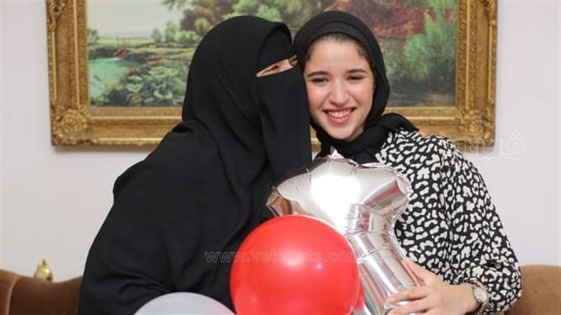 الأولى على الجمهورية