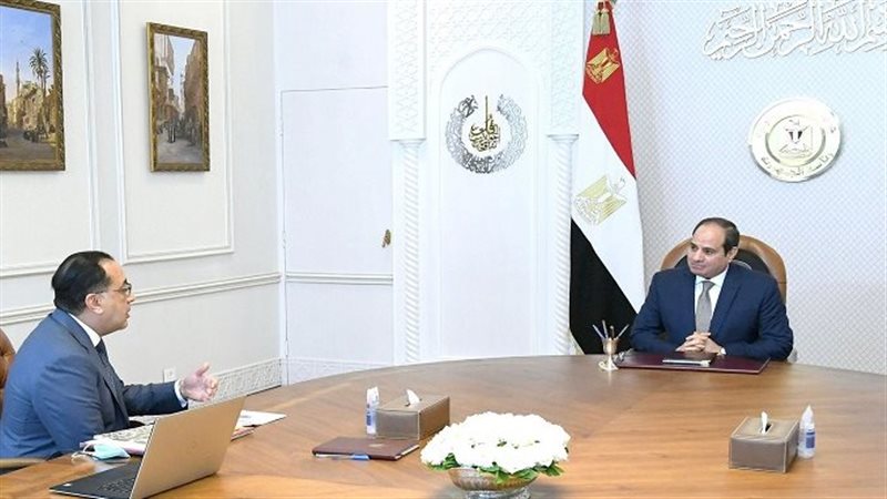 الرئيس السيسي ومصطفي