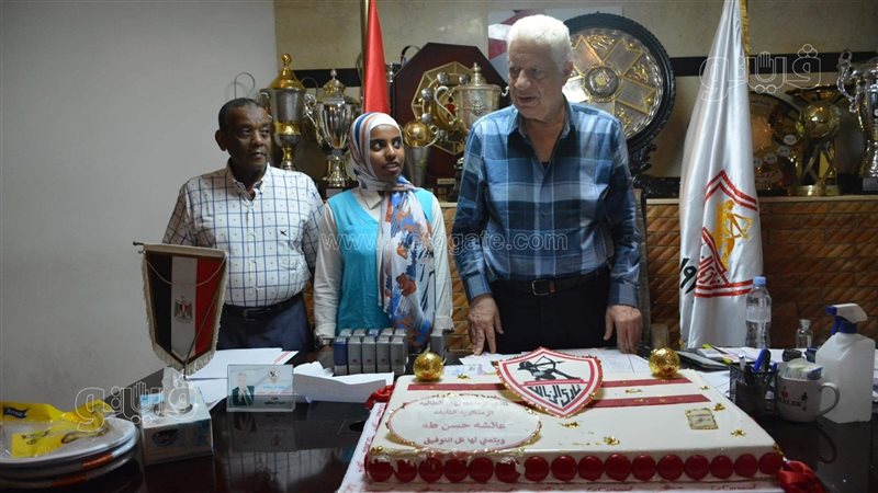 مرتضي منصور والطالبة