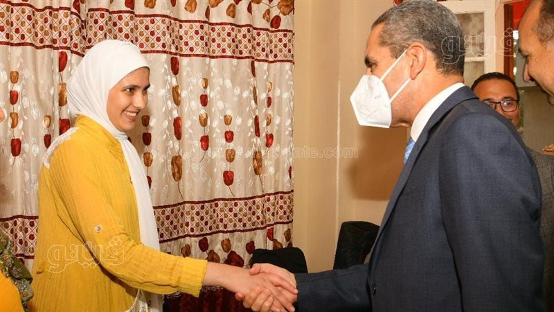 محافظ الغربية يهنئ